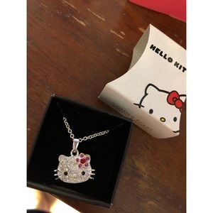 HELLO KITTY SLIVER NECKLACE